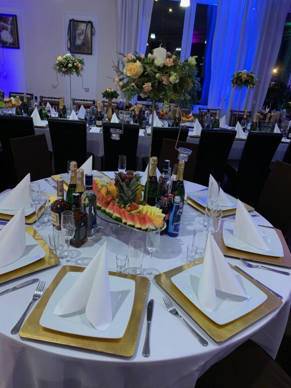 Wzgorze Toskanii Conferences & Restaurant Przeźmierowo Eksteriør billede